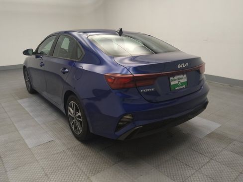 Used 2022 Kia Forte LXS FWD image 5