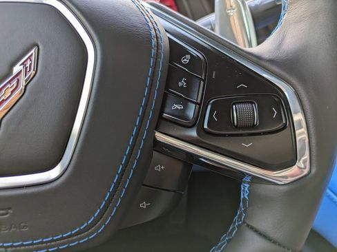 Used 2022 Chevrolet Corvette Stingray Premium Cpe w/ Z51 Performance Package image 21