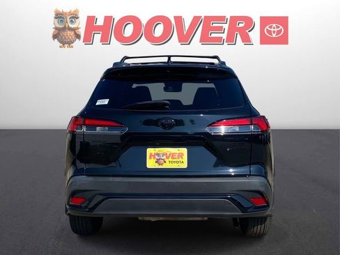 Used 2025 Toyota Corolla Cross AWD Hybrid w/ Convenience Package image 3