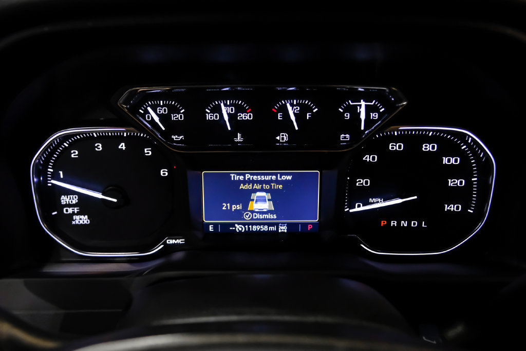Used 2021 GMC Sierra 1500 AT4 AWD/4WD image 16