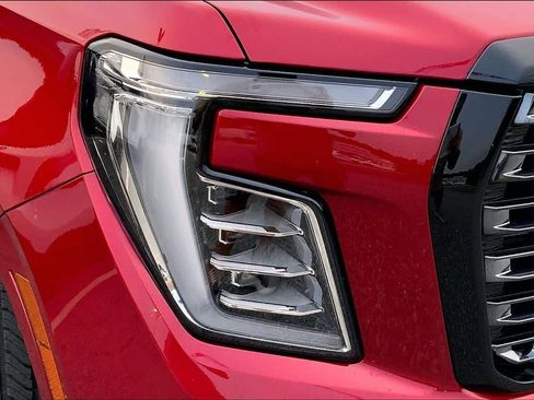 Used 2026 GMC Yukon XL Denali Ultimate AWD/4WD image 24