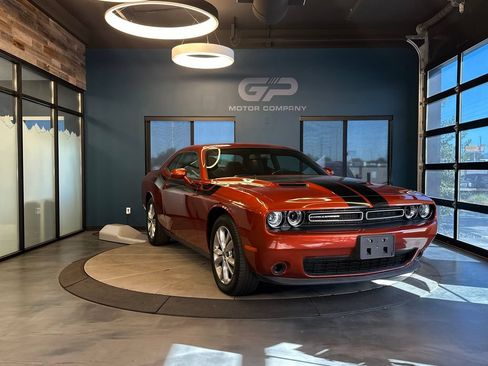 Used 2022 Dodge Challenger SXT AWD/4WD image 1