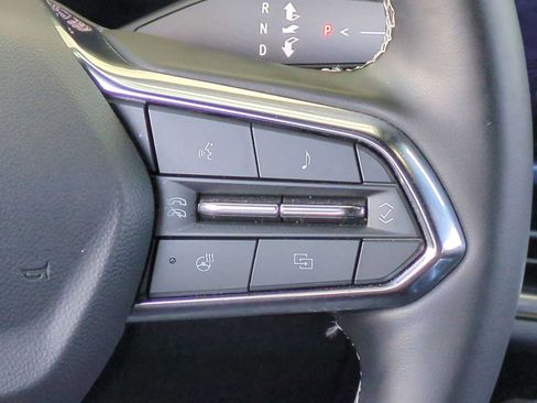 Used 2025 Chevrolet Equinox EV LT w/ Convenience Package FWD image 16