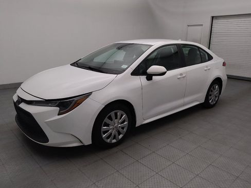 Used 2022 Toyota Corolla LE FWD image 2