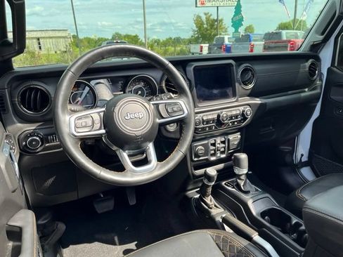 Used 2021 Jeep Wrangler Unlimited Sahara AWD/4WD image 11