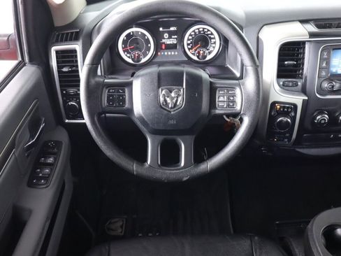 Used 2017 RAM 1500 Classic SLT image 30