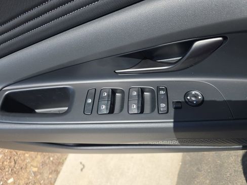 New 2026 Hyundai Elantra SEL Sport Premium FWD image 28