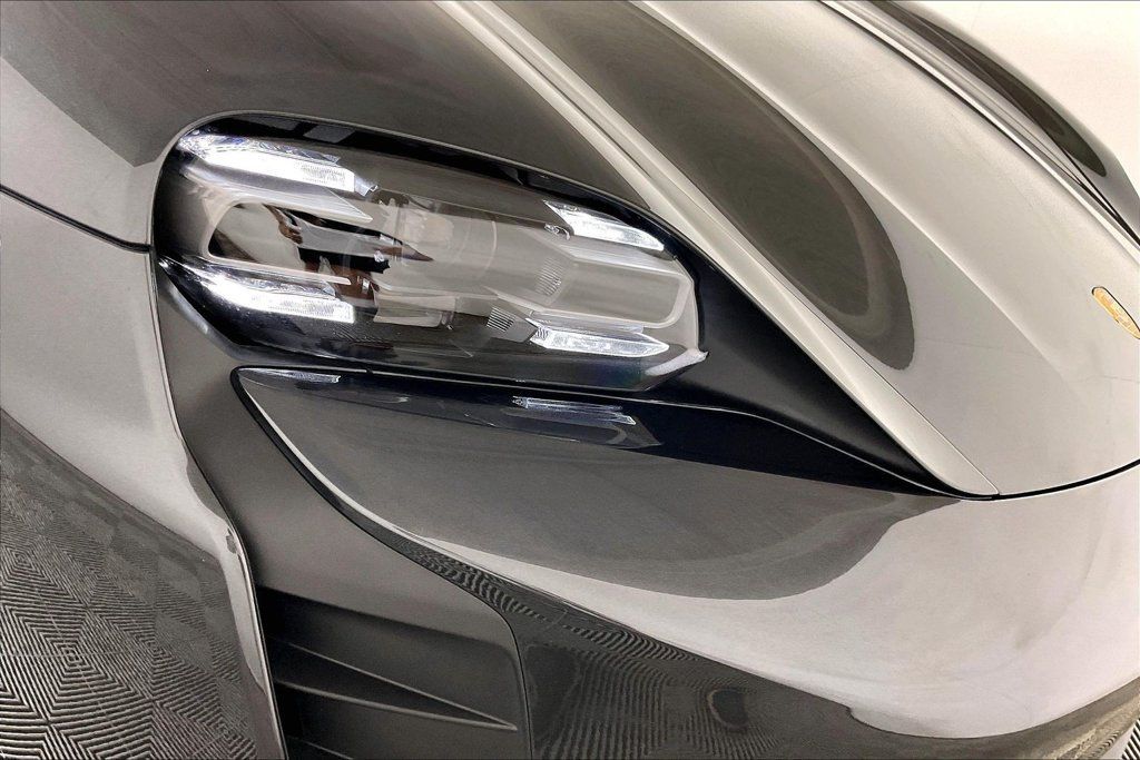 Used 2023 Porsche Taycan RWD image 27