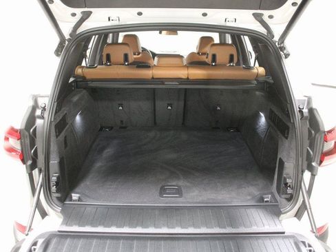 Used 2022 BMW X5 xDrive40i w/ Premium Package image 25