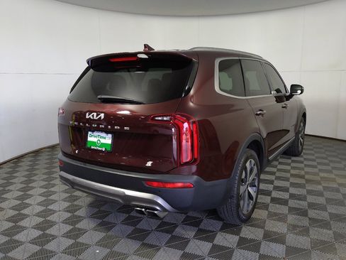 Used 2022 Kia Telluride S FWD image 7