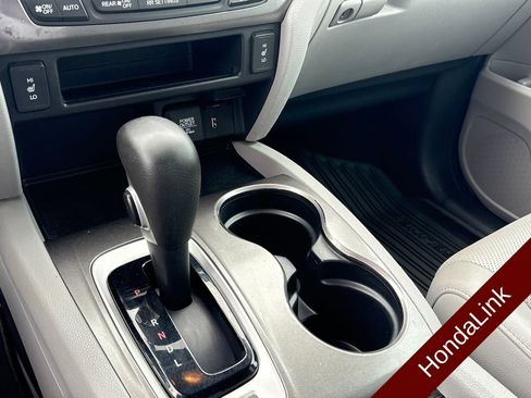 Used 2017 Honda Ridgeline RTL-T image 12