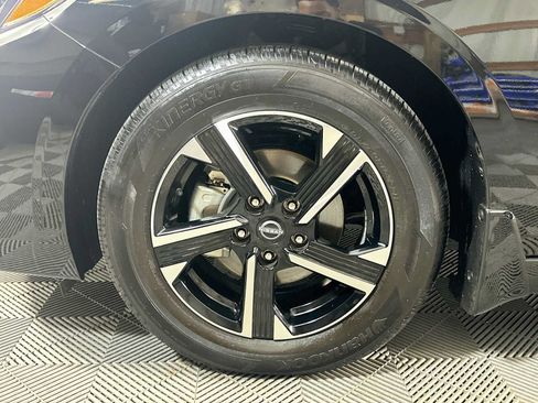 Used 2025 Nissan Sentra SV FWD image 27
