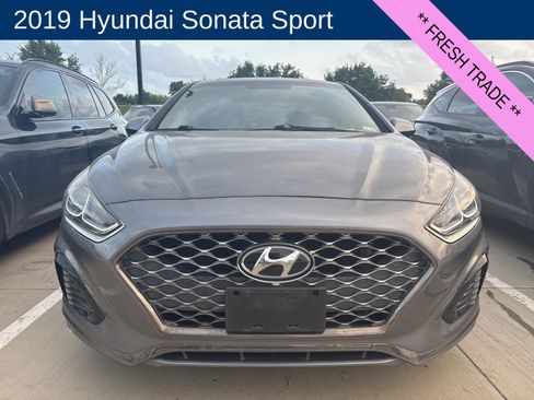 Used 2019 Hyundai Sonata Sport FWD image 2
