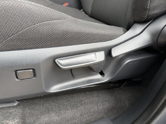 Used 2025 Toyota 4Runner SR5 AWD/4WD image 24