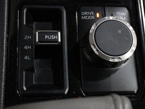 Used 2024 Toyota Tundra Limited image 19