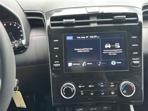 Used 2024 Hyundai Tucson SE FWD image 20