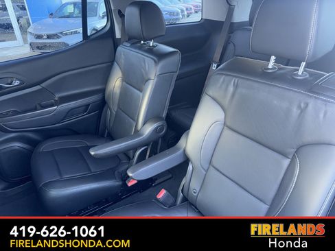 Used 2020 GMC Acadia SLT w/ Trailering Package image 30