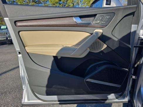 Used 2023 Audi Q5 2.0T Premium Plus w/ Premium Plus Package image 27