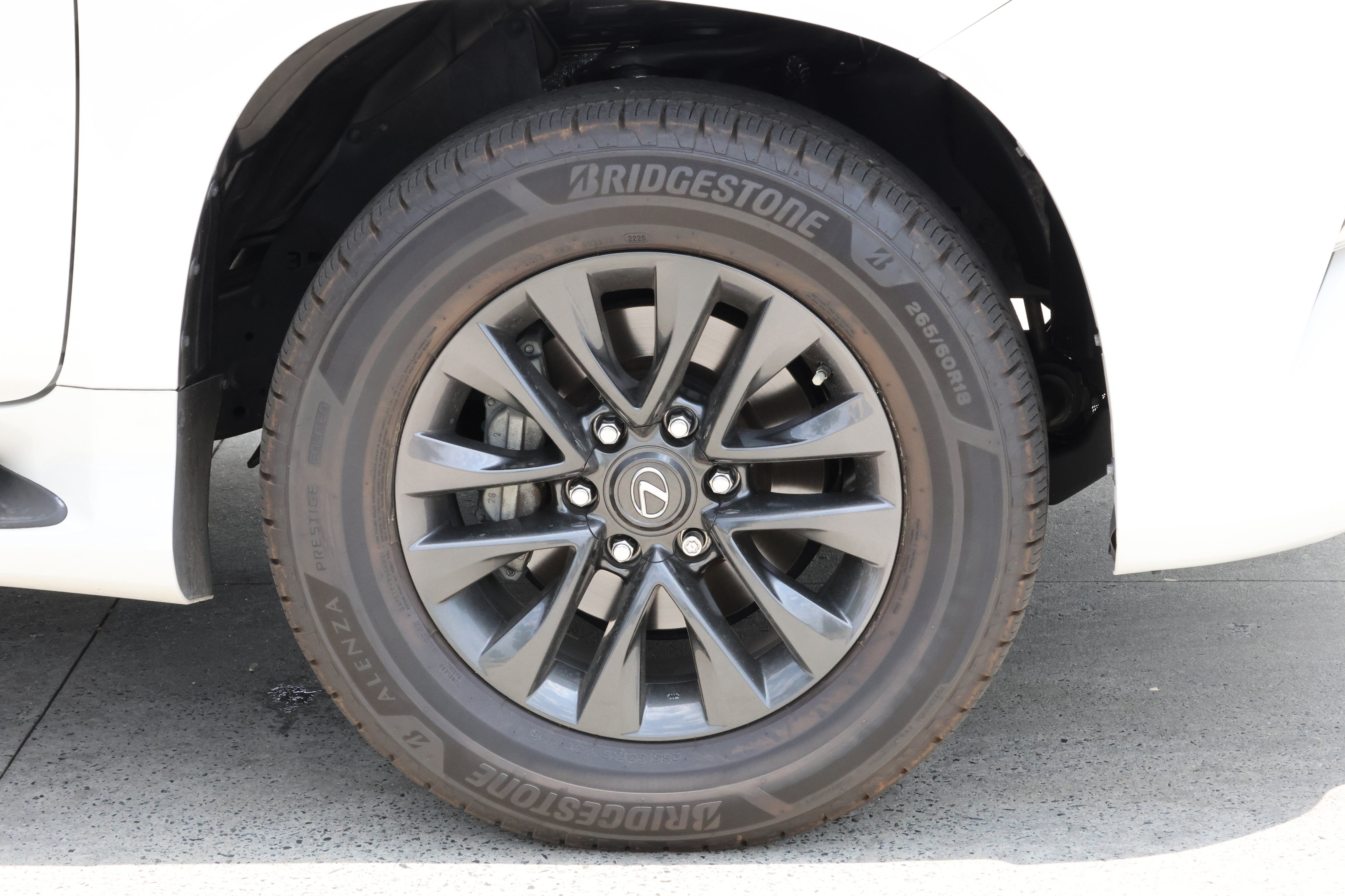 Used 2023 Lexus GX 460 Premium AWD/4WD image 11