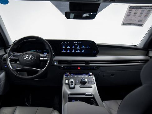 Used 2025 Hyundai Palisade SEL image 27