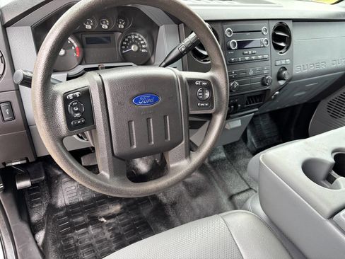 Used 2015 Ford F250 XL w/ XL Value Package AWD/4WD image 8