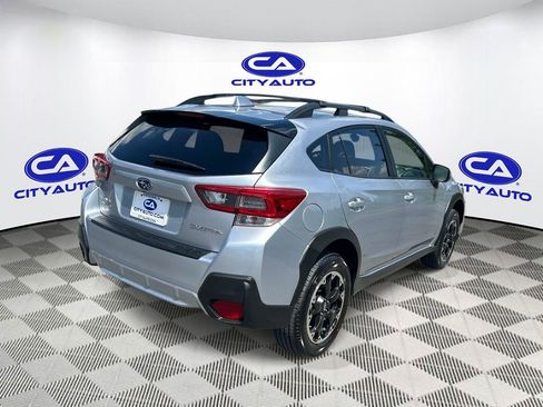Used 2021 Subaru Crosstrek 2.0i Premium w/ Moonroof Package AWD/4WD image 3