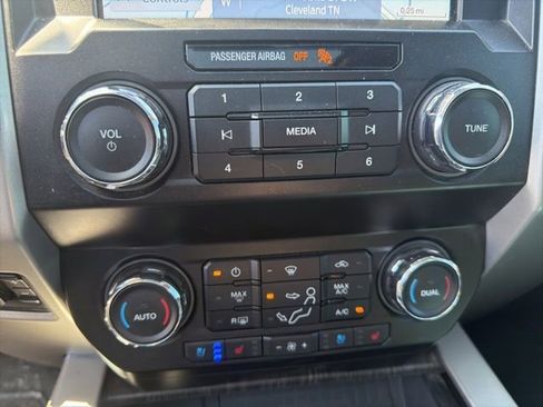 Used 2021 Ford F250 Lariat image 14