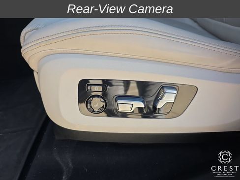 Used 2021 BMW X7 xDrive40i w/ Executive Package 2 AWD/4WD image 11