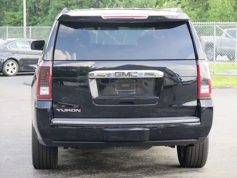 Used 2015 GMC Yukon Denali w/ Touring Package AWD/4WD image 5