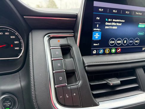 Used 2021 Chevrolet Tahoe LT image 18