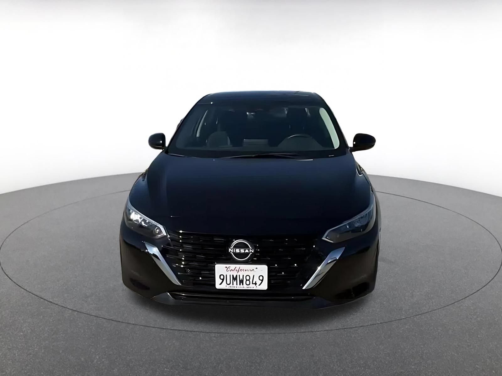 Used 2025 Nissan Sentra SV FWD image 4