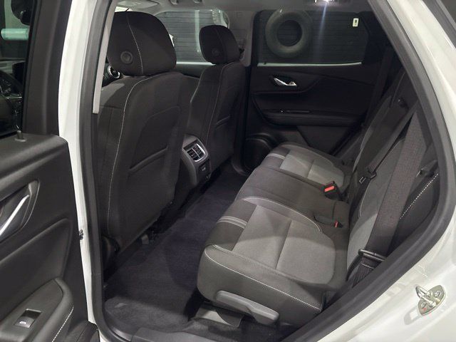 Used 2025 Chevrolet Blazer LT w/ Convenience Package AWD/4WD image 16