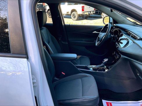 Used 2021 Buick Encore GX Select image 7