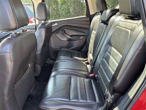 Used 2017 Ford Escape Titanium w/ Canadian Touring Package image 12