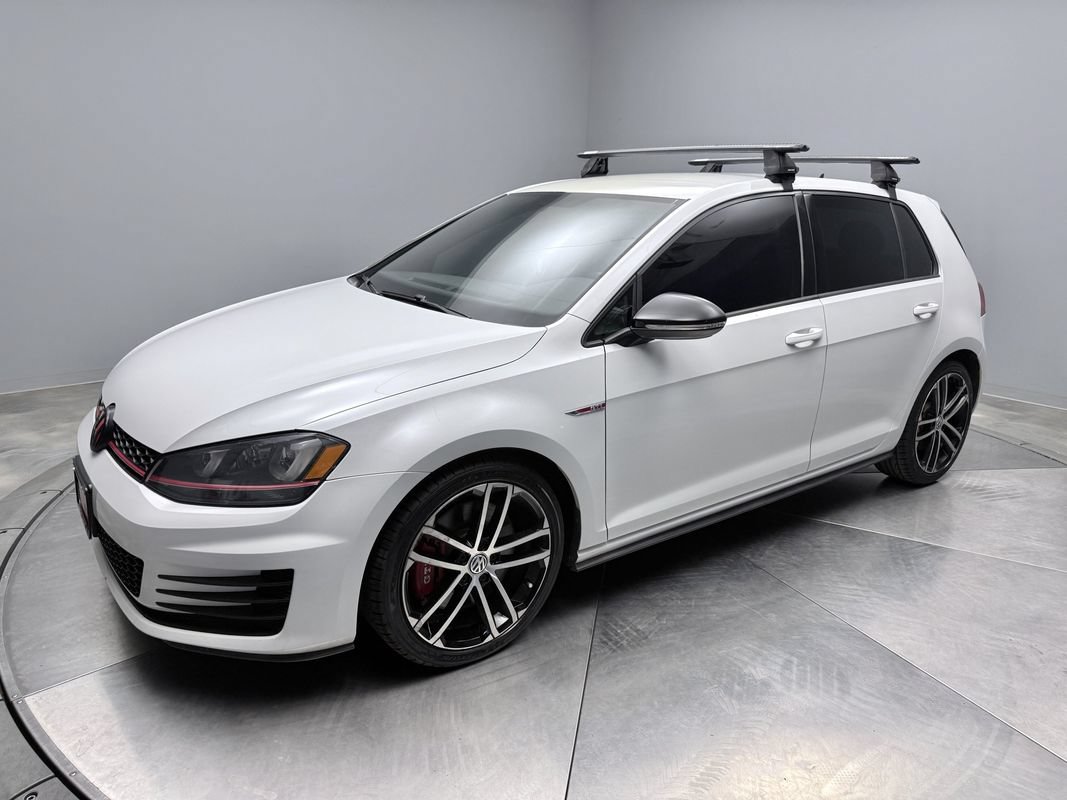 Used 2017 Volkswagen GTI SE FWD image 1