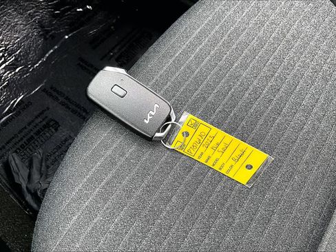 Used 2023 Kia Soul EX FWD image 15