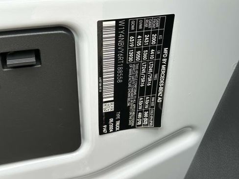 Used 2024 Mercedes-Benz Sprinter 2500 image 15
