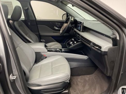 Used 2021 Lincoln Corsair Reserve image 25