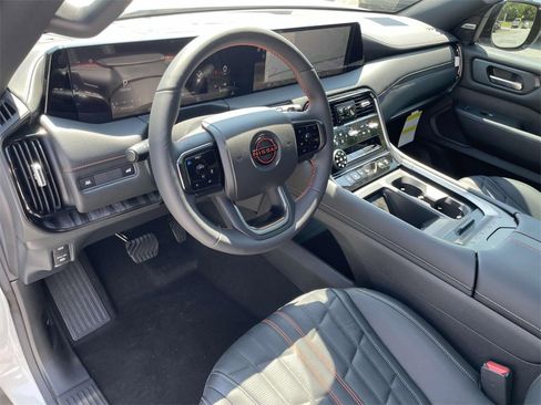 New 2025 Nissan Armada PRO-4X w/ Pro-4X Premium Package image 16