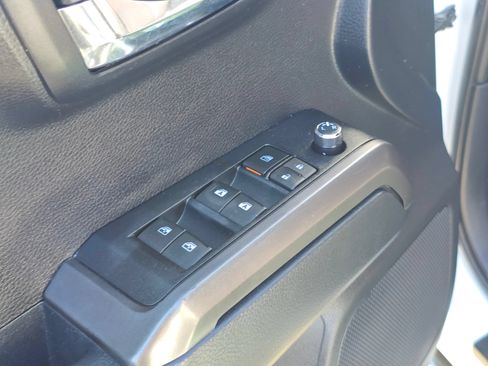 Used 2018 Toyota Tacoma TRD Sport RWD image 23