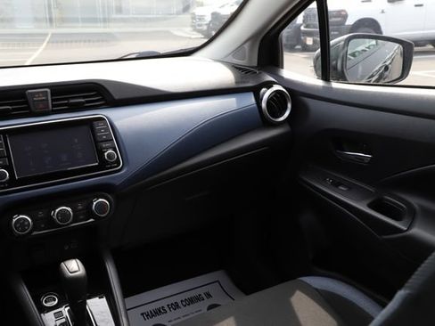 Used 2025 Nissan Versa SV FWD image 25