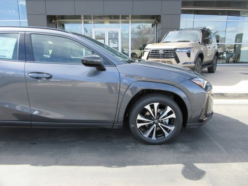 New 2025 Lexus UX 300h AWD image 13