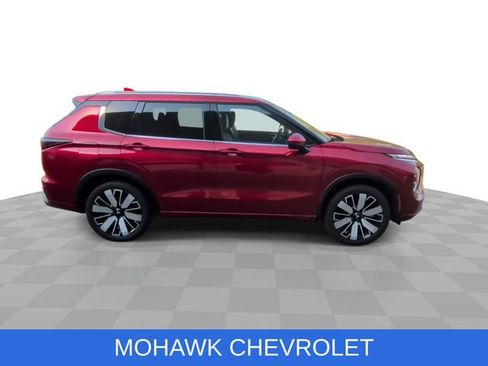 Used 2025 Mitsubishi Outlander SEL AWD/4WD image 10