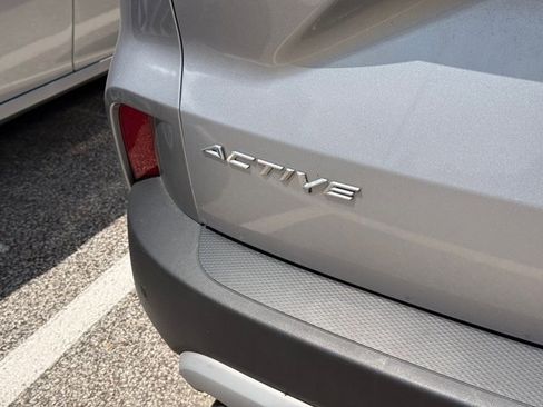 Used 2023 Ford Escape Active w/ Tech Pack #2 FWD image 11