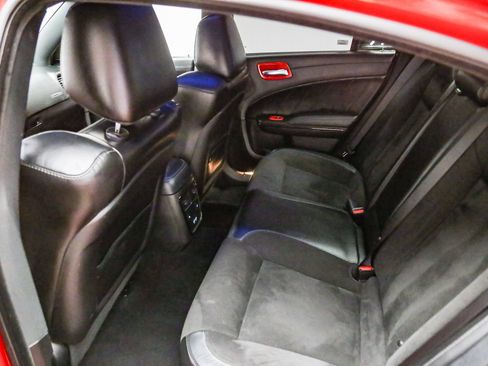 Used 2022 Dodge Charger R/T w/ Plus Group RWD image 21