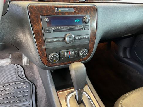 Used 2016 Chevrolet Impala LTZ image 24