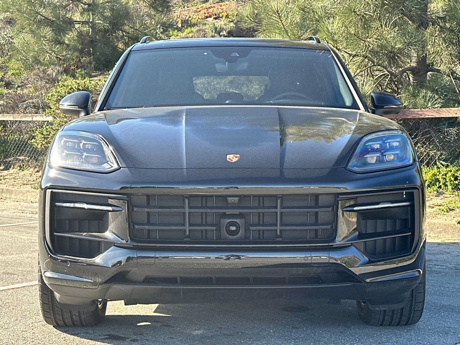 Certified 2025 Porsche Cayenne E-Hybrid AWD/4WD image 11