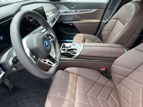 New 2026 BMW 750e xDrive w/ Executive Package AWD/4WD image 5