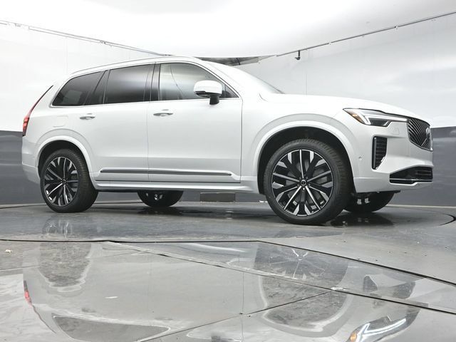 Used 2026 Volvo XC90 T8 Plus w/ Protection Package Premier AWD/4WD image 42