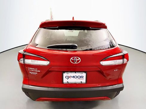 Certified 2022 Toyota Corolla Cross LE image 22